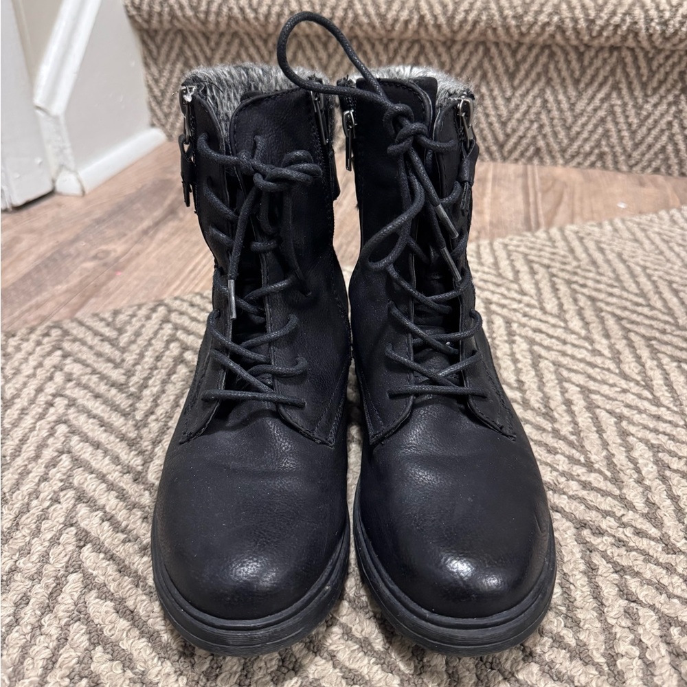 Steve Madden Black Combat Boots with Gray Knit Back